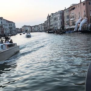 Meet your Posher, Vivian